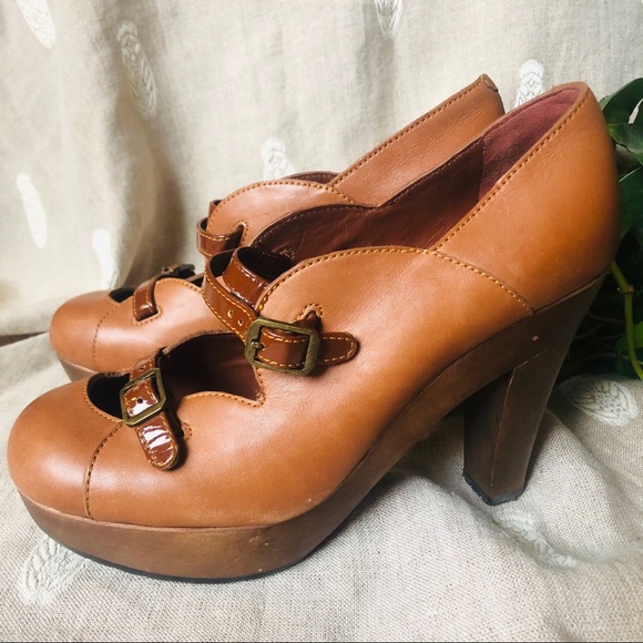 See By Chloe Mary Jane Wooden Heels - Picture 5 of 8